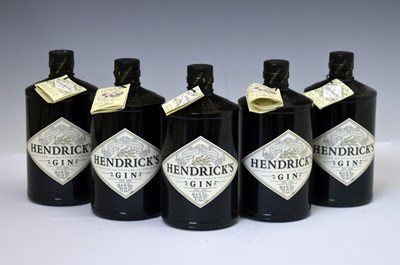 Lot 584 - Hendrick's small batch handcrafted gin