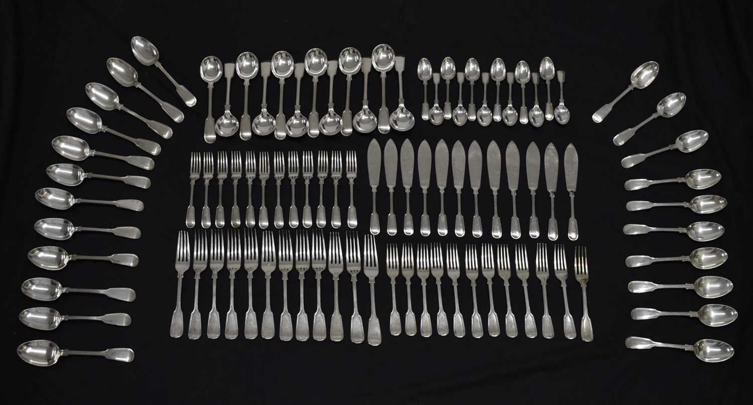 Lot 88 - Composite 20th century Fiddle & Thread pattern flatware service