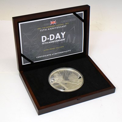 Lot 244 - Bailiwick of Guernsey - Elizabeth II - Silver proof 10oz Fifty Pounds coin, 2019
