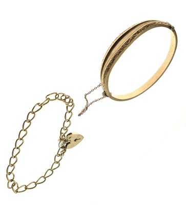 Lot 73 - 9ct gold snap bangle and bracelet