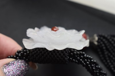 Lot 44 - White jade pendant necklace