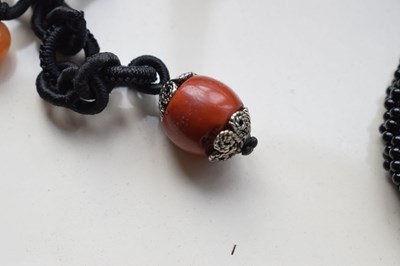 Lot 44 - White jade pendant necklace