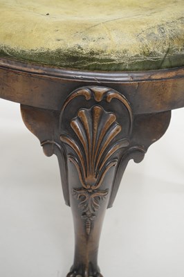 Lot 526 - Attributed to John Barrow for Gillows of Lancaster - George IV walnut open arm library chair