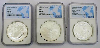 Lot 247 - Three silver 1oz coins