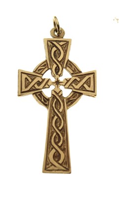 Lot 75 - 9ct gold Celtic cross pendant