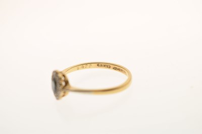 Lot 27 - Early 20th century sapphire and diamond cluster ring