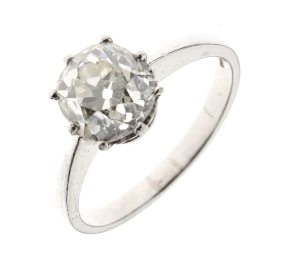 Lot 6 - Diamond single stone ring