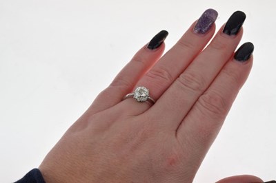 Lot 6 - Diamond single stone ring