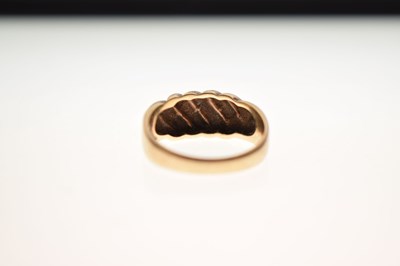 Lot 61 - 9ct gold keeper ring