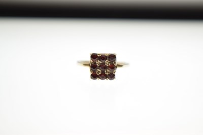 Lot 22 - 1960-70s garnet 9ct gold dress ring