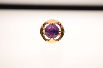 Lot 24 - Synthetic sapphire 14ct gold cocktail ring