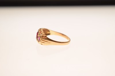 Lot 25 - Antique 18ct gold gem set dress ring (a/f)
