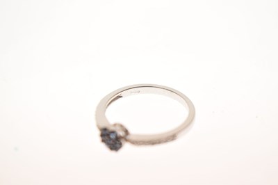 Lot 29 - White and blue diamond 9ct gold cluster ring