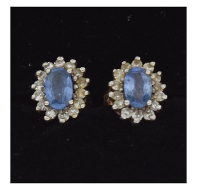 Lot 64 - Pair of 9ct gold cluster stud earrings