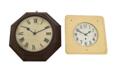Lot 468 - George VI brown Bakelite GPO wall clock
