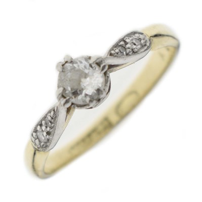 Lot 2 - Diamond single stone ring, stamped 18ct & Pt