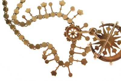 Lot 39 - Late Victorian seed pearl yellow metal pendant necklace