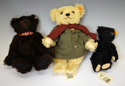Lot 399 - Steiff - Group of three bears