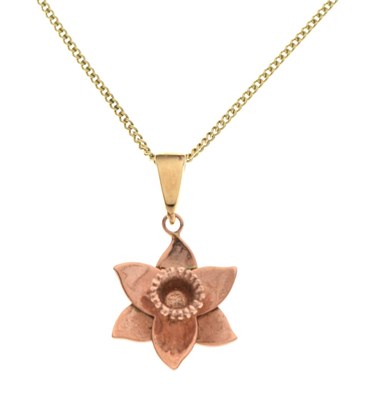 Lot 70 - Clogau 9ct Welsh rose gold daffodil pendant on a 9ct gold curb-link chain