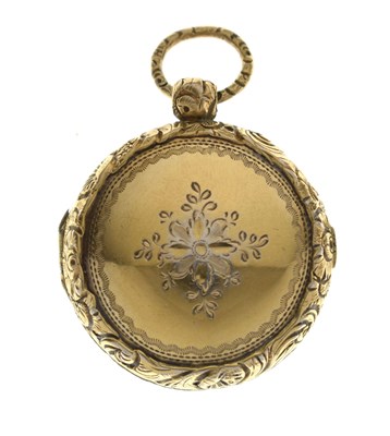 Lot 150 - George IV silver gilt circular cased vinaigrette