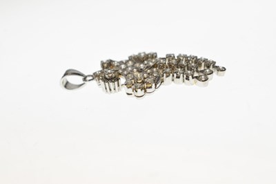 Lot 21 - Diamond white metal pendant
