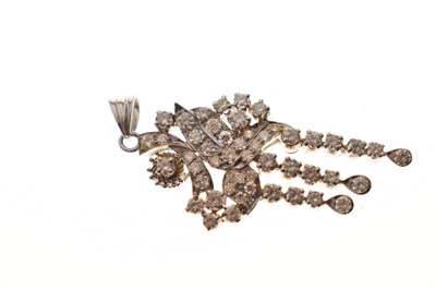 Lot 21 - Diamond white metal pendant