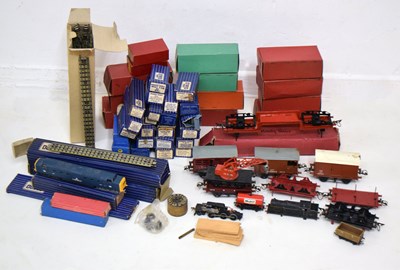 Lot 379 - Hornby - Quantity of boxed O gauge wagons / trucks