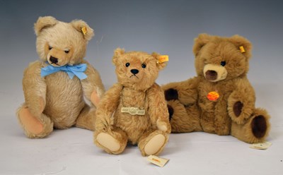 Lot 400 - Steiff - Three teddy bears