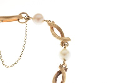Lot 47 - Pearl yellow metal fancy link bracelet