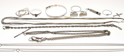 Lot 86 - Group of silver and white metal jewellery