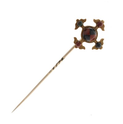 Lot 46 - Victorian bloodstone agate yellow metal stick pin