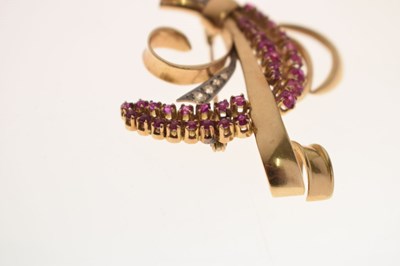 Lot 25 - Ruby and diamond spray brooch
