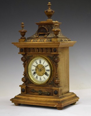 Lot 724 - Early 20th century German fruitwood cased mantel clock