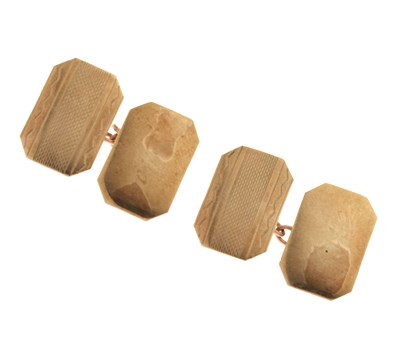 Lot 80 - Pair of 9ct gold cufflinks