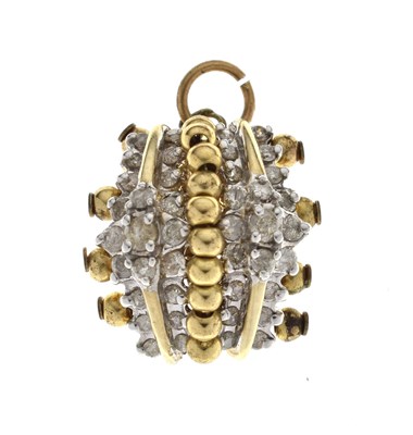 Lot 54 - Unusual diamond cluster pendant