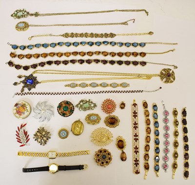 Lot 91 - Collection of costume jewellery to include 'Miracle' gilt jewellery, etc