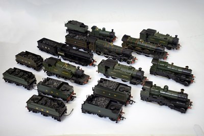 Lot 388 - Collection of loose unbranded 00 gauge railway trainset locomotives