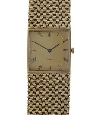 Lot 106 - Marvin Watch Company - Vintage 9ct gold bracelet watch