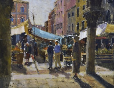 Lot 454 - Bruce Yardley (British, b.1962) - Oil on canvas - 'September Morning, Venice Market'