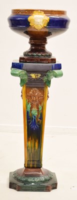 Lot 530 - Majolica jardinière and pedestal