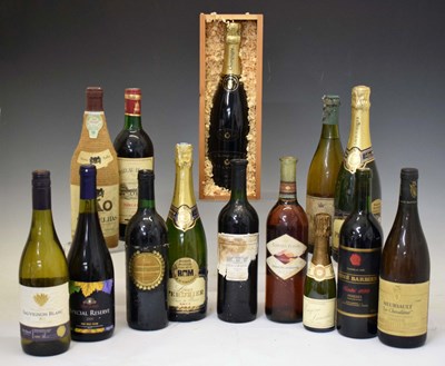 Lot 411 - Collection of table wine