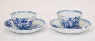 Lot 551 - Nanking Cargo - Two small tea bowls, together with two saucers