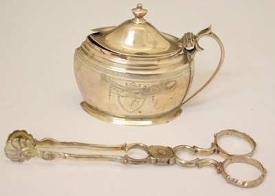 Lot 271 - Edward VII silver mustard pot and a pair of sugar nips