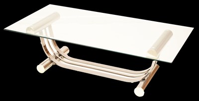 Lot 606 - Coffee table of recent manufacture