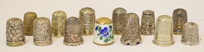Lot 266 - Collection of silver and other thimbles