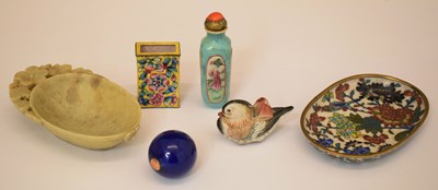Lot 504 - Assorted Chinese works of art