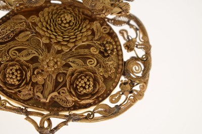 Lot 32 - 19th century East Asian yellow metal filigree brooch