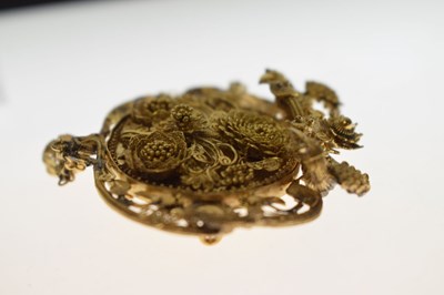 Lot 32 - 19th century East Asian yellow metal filigree brooch