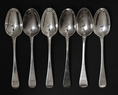 Lot 157 - Set of six George III Old English pattern dessert spoons