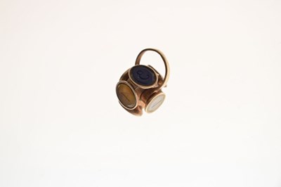 Lot 51 - 19th century multi hardstone seal 'wheel' fob